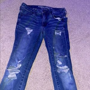 American eagle outfitter ripped jeans